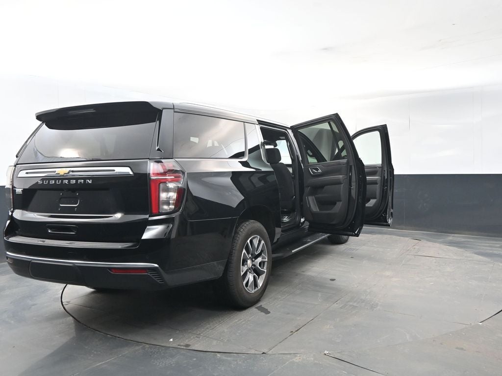 2024 Chevrolet Suburban LS