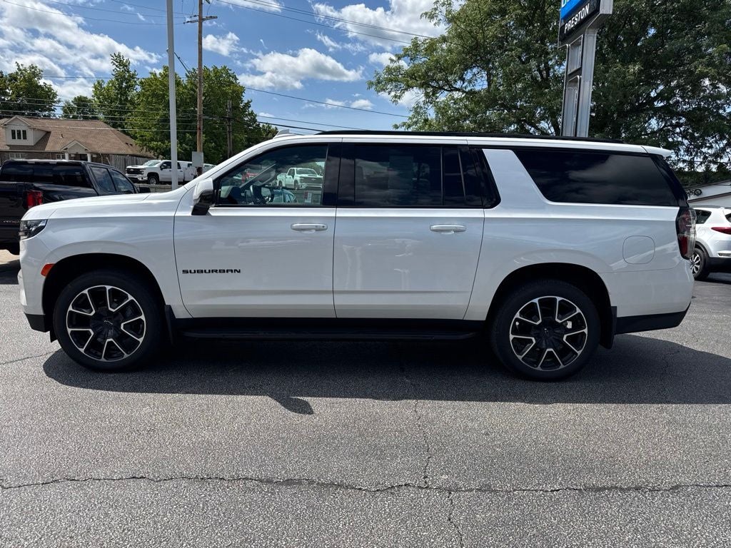 2024 Chevrolet Suburban RST