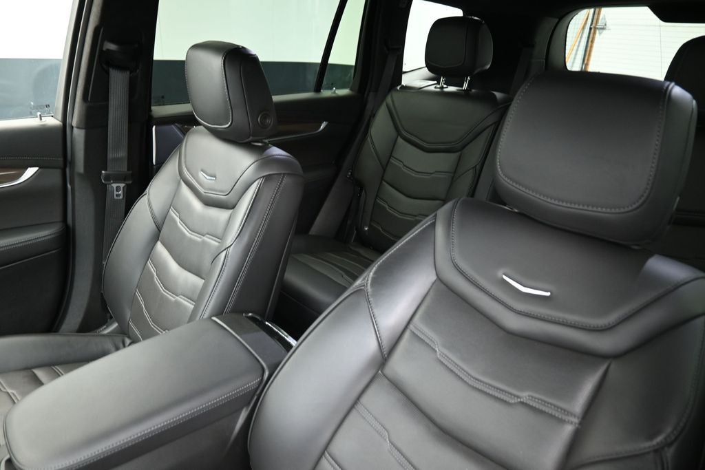 2022 Cadillac XT6 Premium Luxury
