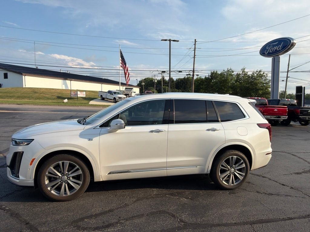 2022 Cadillac XT6 Premium Luxury