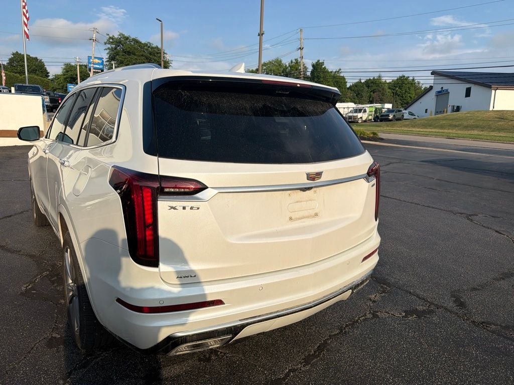 2022 Cadillac XT6 Premium Luxury
