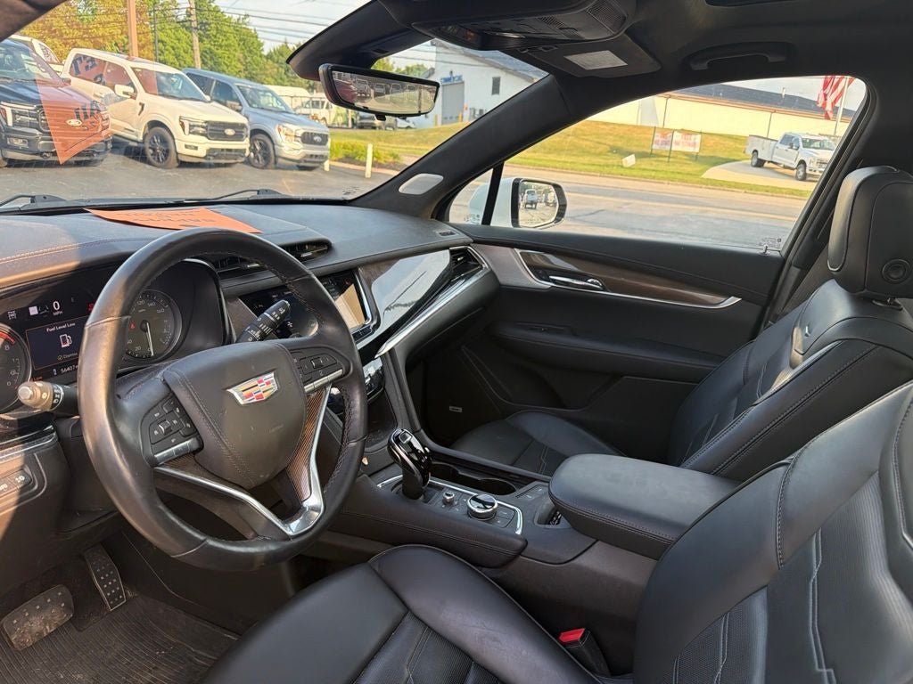 2022 Cadillac XT6 Premium Luxury