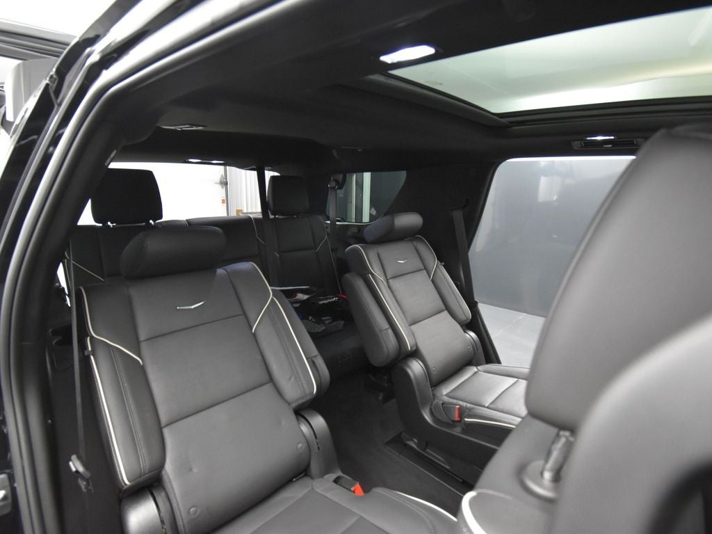 2022 Cadillac Escalade Sport