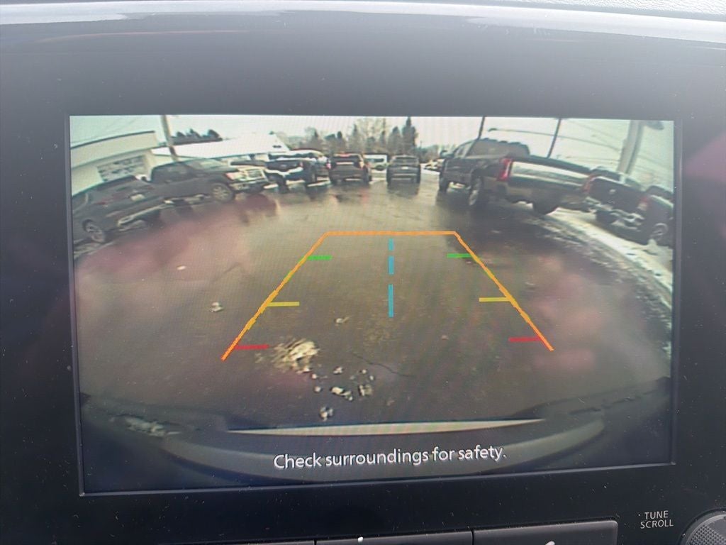 2023 Nissan Frontier SV