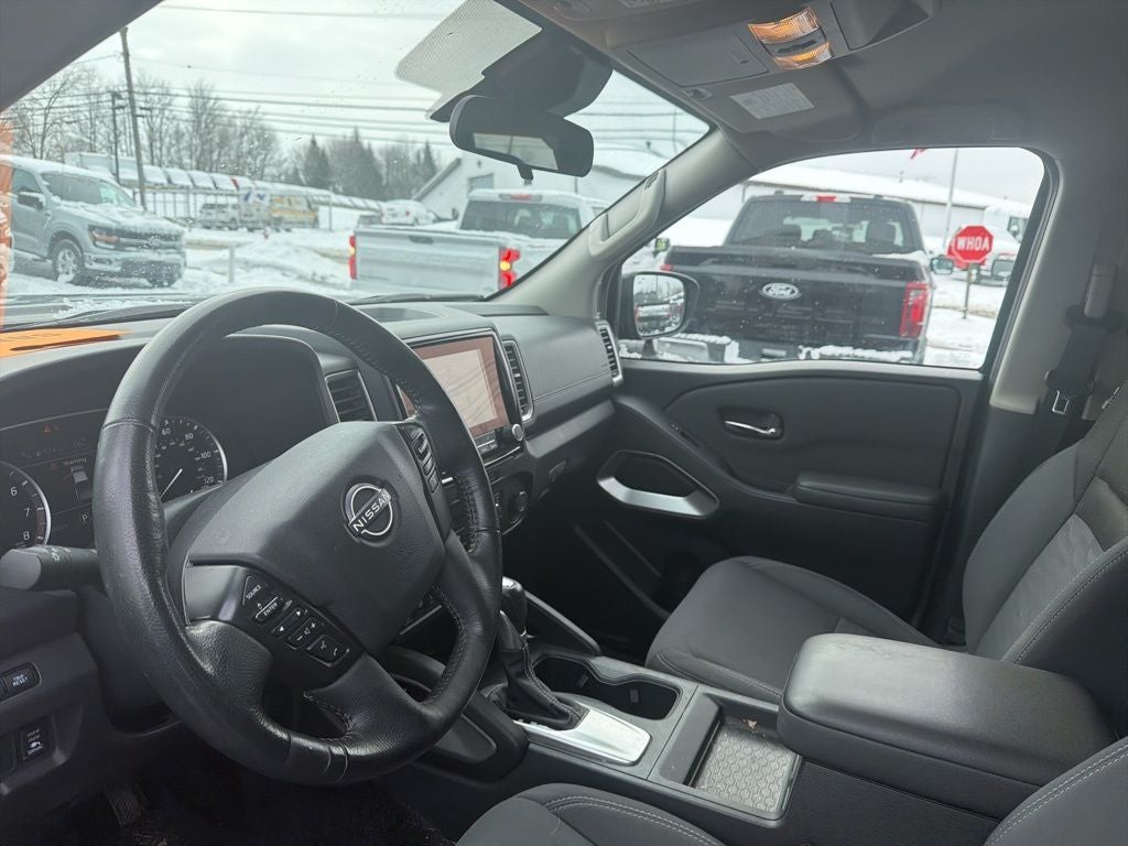 2023 Nissan Frontier SV