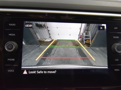 2022 Volkswagen Atlas Cross Sport 3.6L V6 SE w/Technology