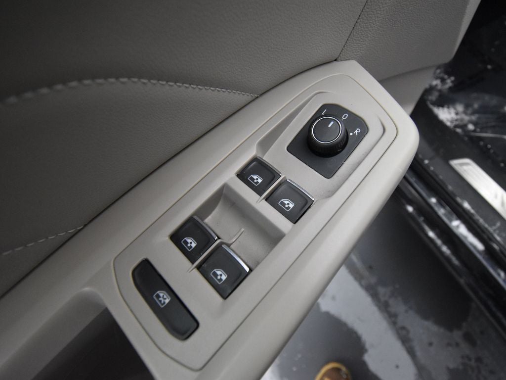 2021 Volkswagen Atlas 3.6L V6 SE w/Technology R-Line AWD