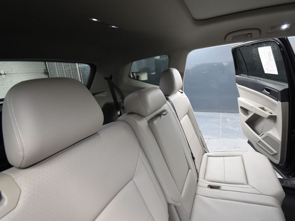 2021 Volkswagen Atlas 3.6L V6 SE w/Technology R-Line AWD