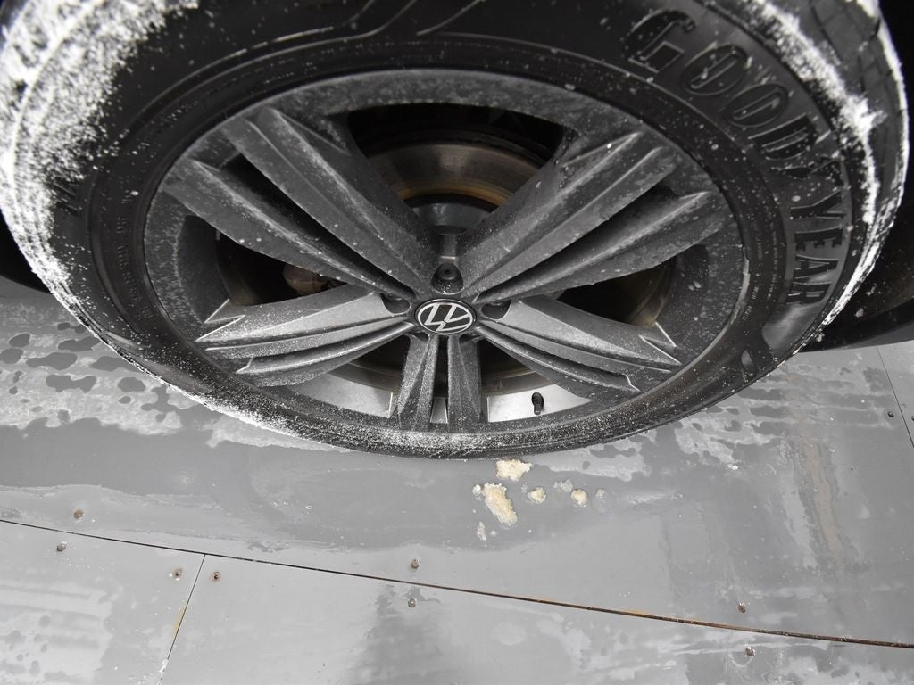 2021 Volkswagen Atlas 3.6L V6 SE w/Technology R-Line AWD