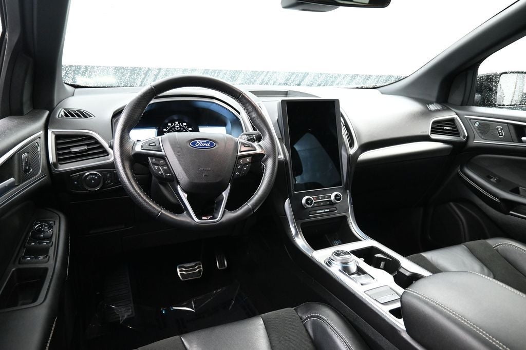 2023 Ford Edge ST