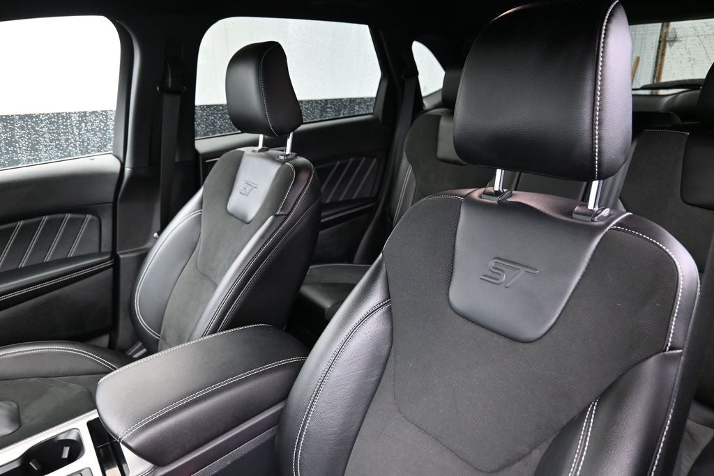 2023 Ford Edge ST