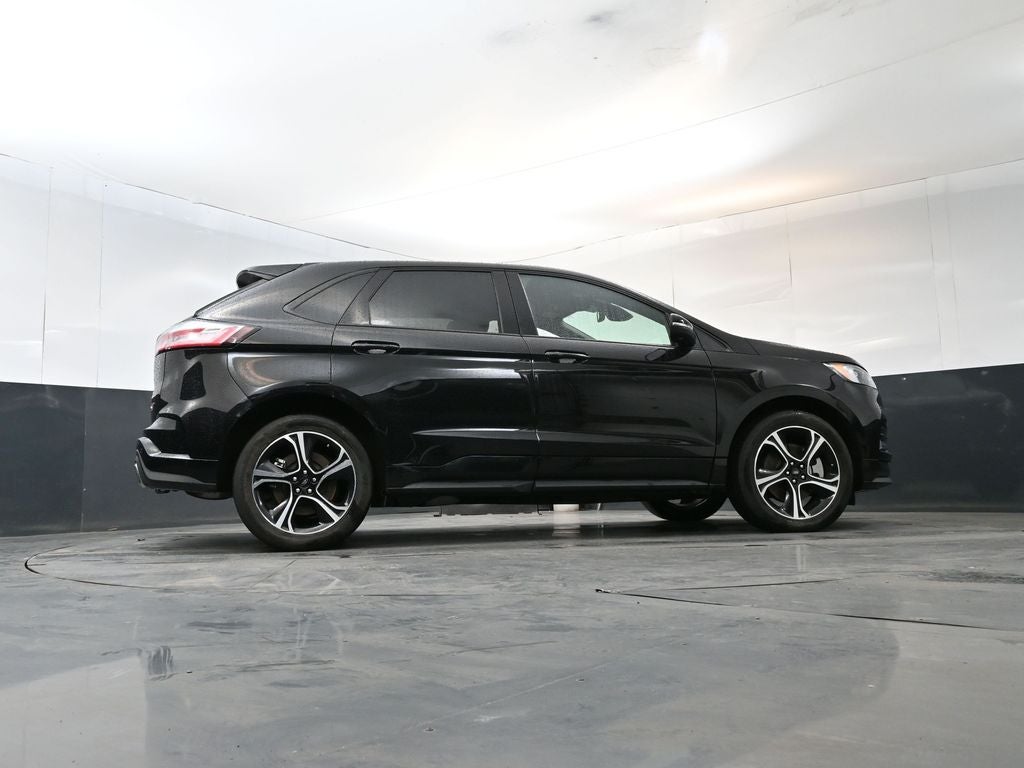 2023 Ford Edge ST