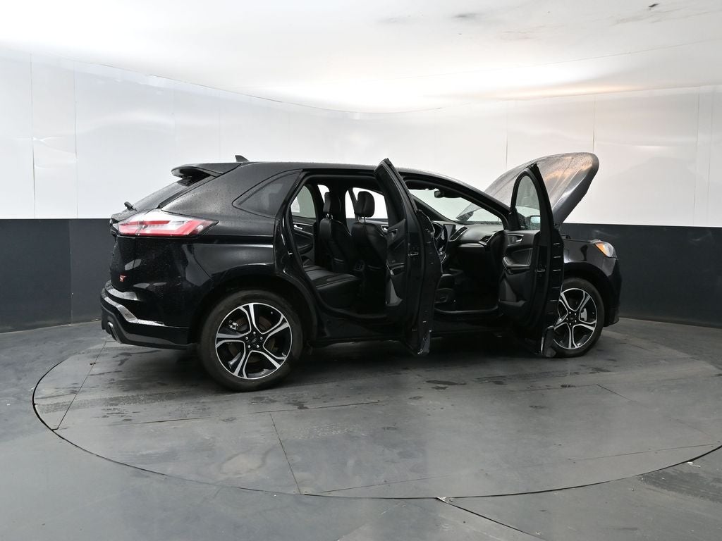 2023 Ford Edge ST