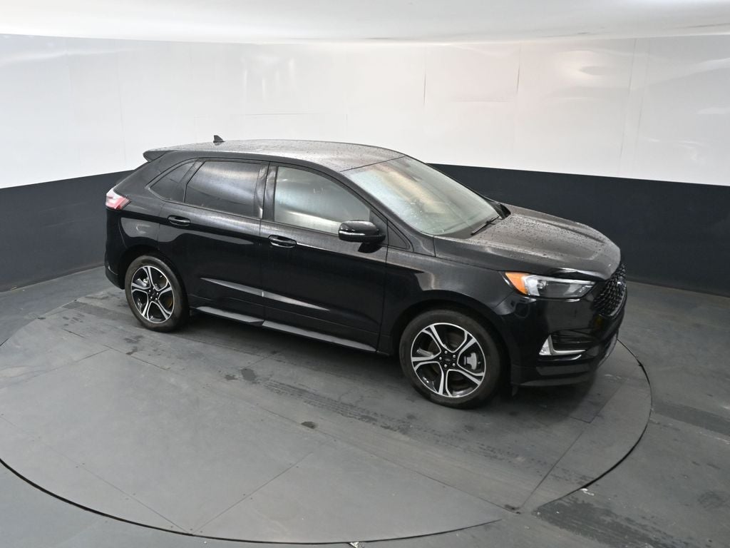 2023 Ford Edge ST