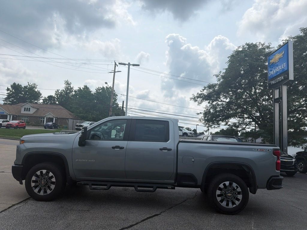 2024 Chevrolet Silverado 2500HD Custom