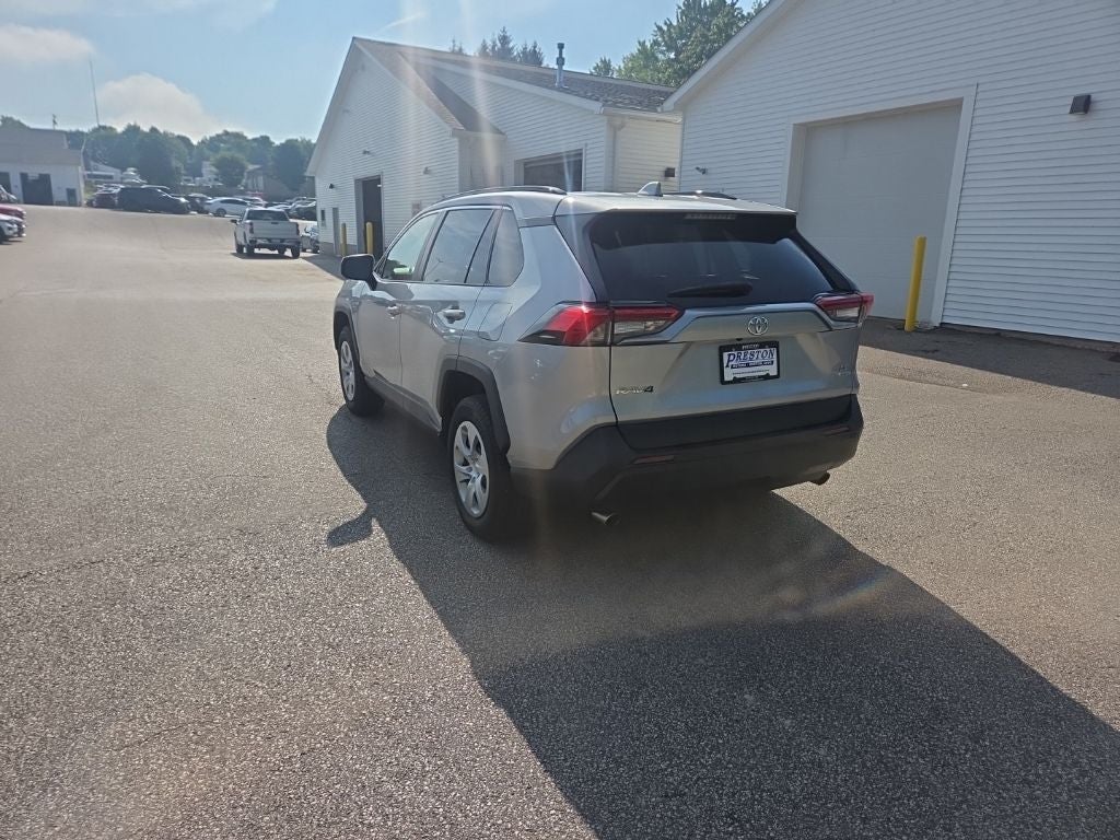 2021 Toyota RAV4 LE