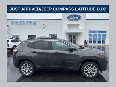 2022 Jeep Compass Latitude Lux
