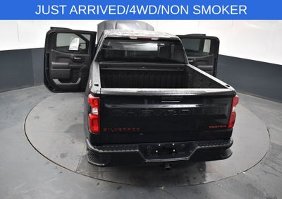 2022 Chevrolet Silverado 1500 LTD Custom 4WD