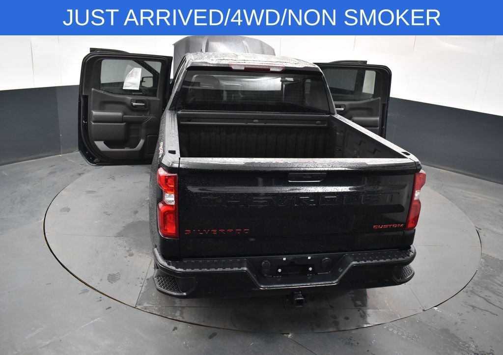 2022 Chevrolet Silverado 1500 LTD Custom 4WD