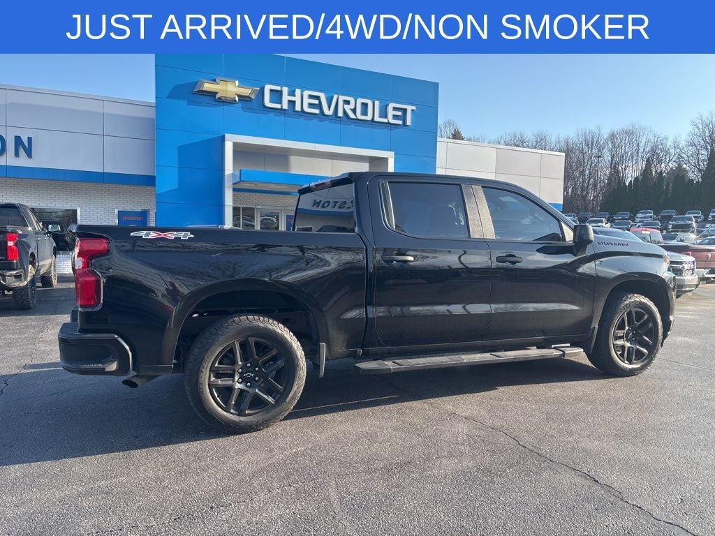 2022 Chevrolet Silverado 1500 LTD Custom 4WD