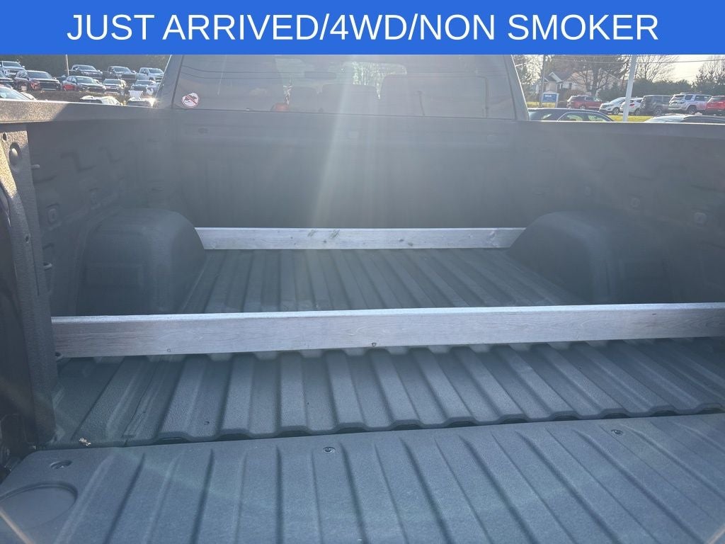 2022 Chevrolet Silverado 1500 LTD Custom 4WD