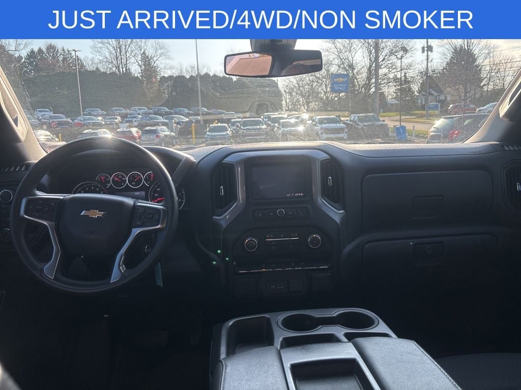 2022 Chevrolet Silverado 1500 LTD Custom 4WD
