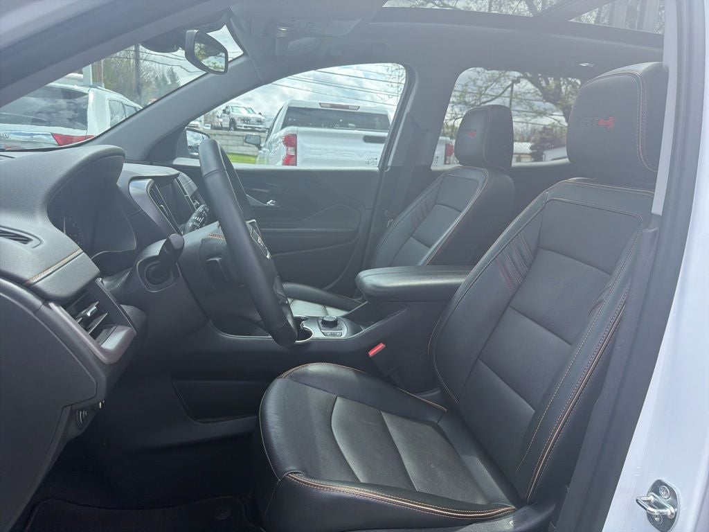 2023 GMC Terrain AT4