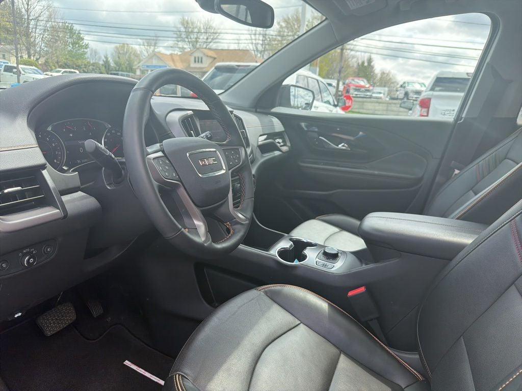 2023 GMC Terrain AT4