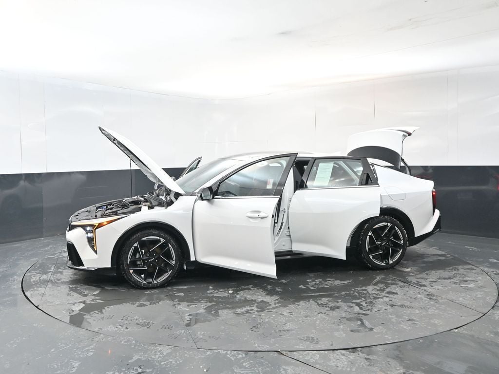 2025 Kia K4 GT-Line