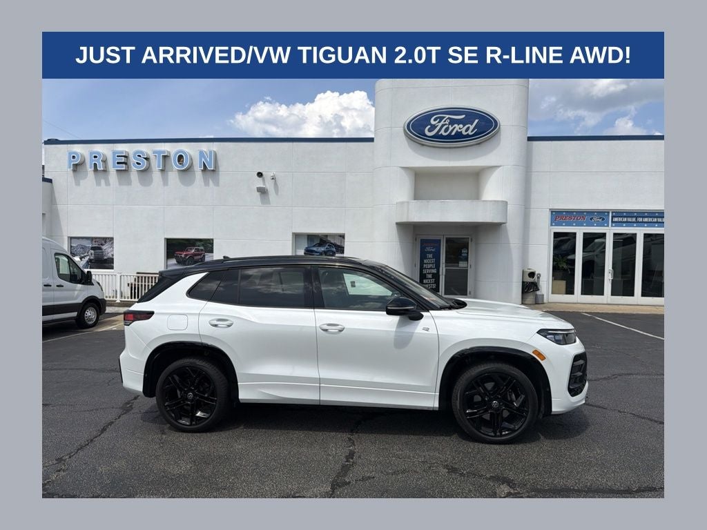 2025 Volkswagen Tiguan 2.0T SE R-Line Black