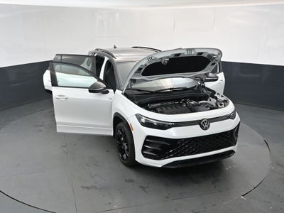 2025 Volkswagen Tiguan 2.0T SE R-Line Black