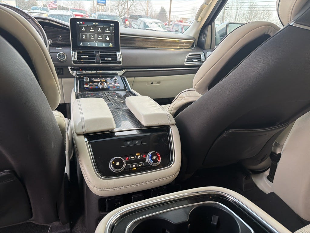 2021 Lincoln Navigator L Black Label