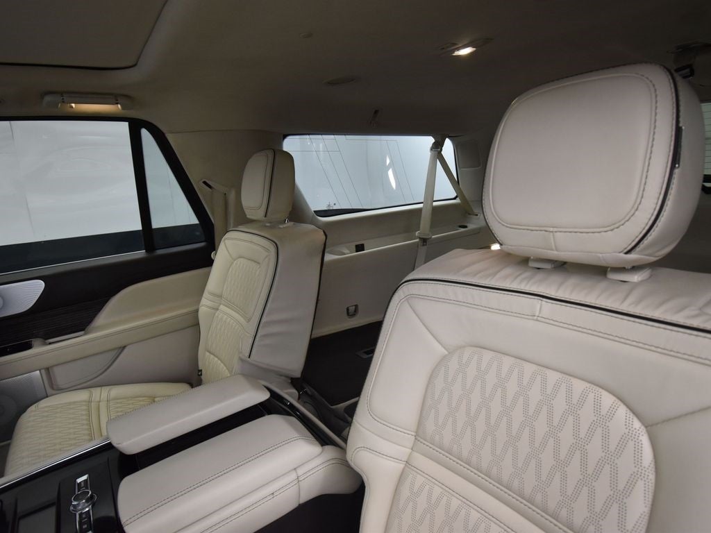 2021 Lincoln Navigator L Black Label