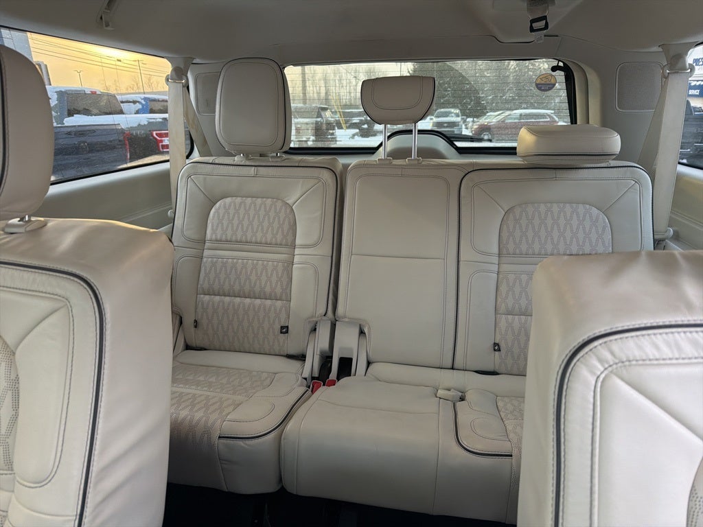 2021 Lincoln Navigator L Black Label