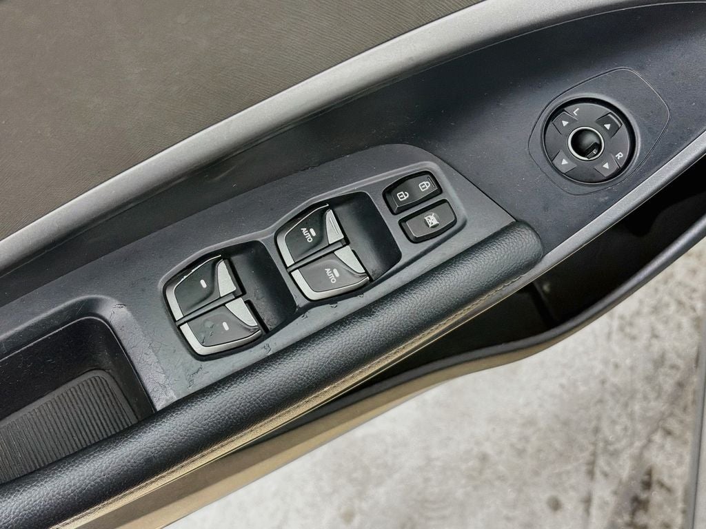 2017 Hyundai Santa Fe Sport 2.4 Base AWD