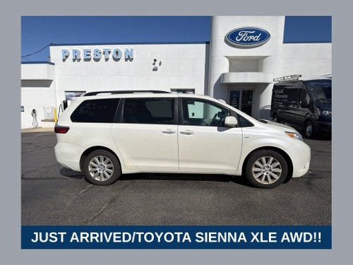 2016 Toyota Sienna XLE 7 Passenger
