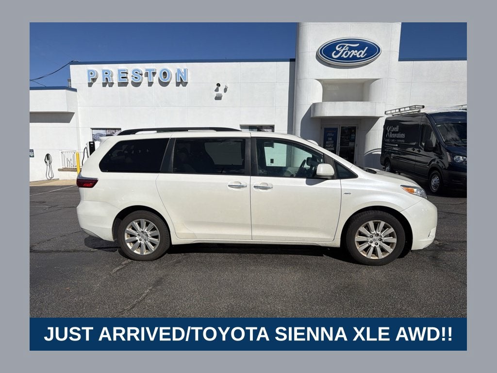 2016 Toyota Sienna XLE 7 Passenger
