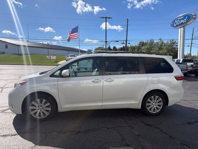 2016 Toyota Sienna XLE 7 Passenger
