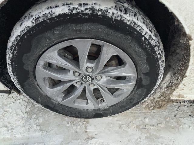 2023 Toyota Sienna LE 8 Passenger