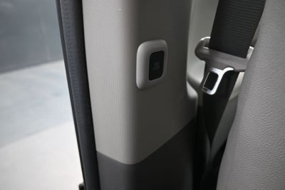 2020 Toyota Sienna XLE 8 Passenger