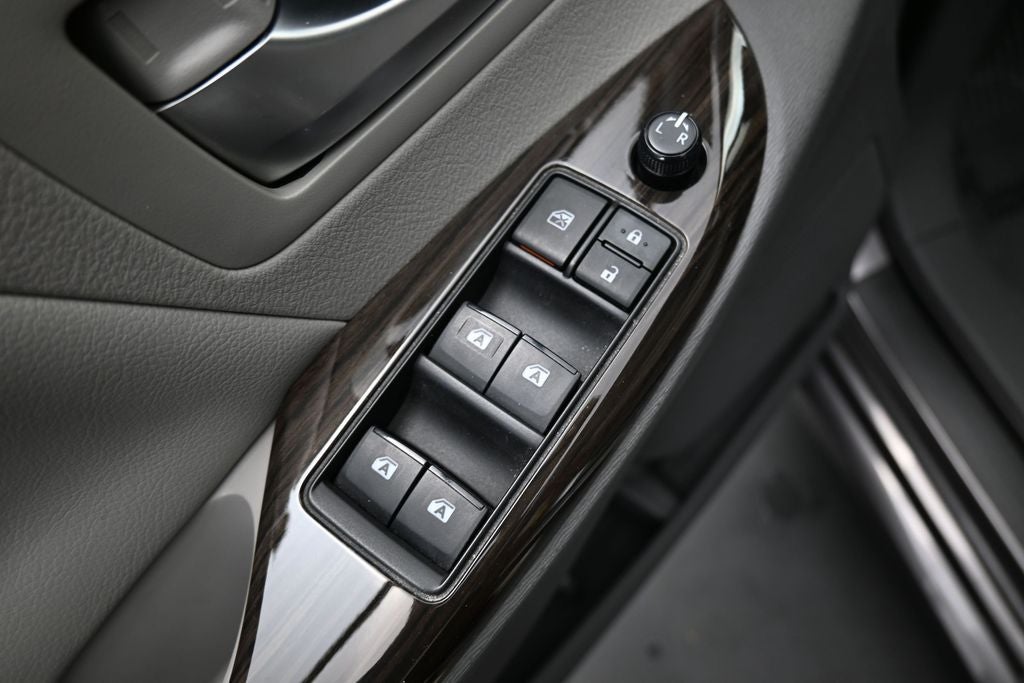 2020 Toyota Sienna XLE 8 Passenger