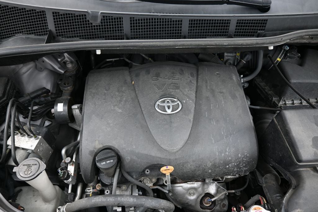 2020 Toyota Sienna XLE 8 Passenger