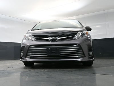 2020 Toyota Sienna XLE 8 Passenger