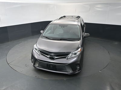 2020 Toyota Sienna XLE 8 Passenger