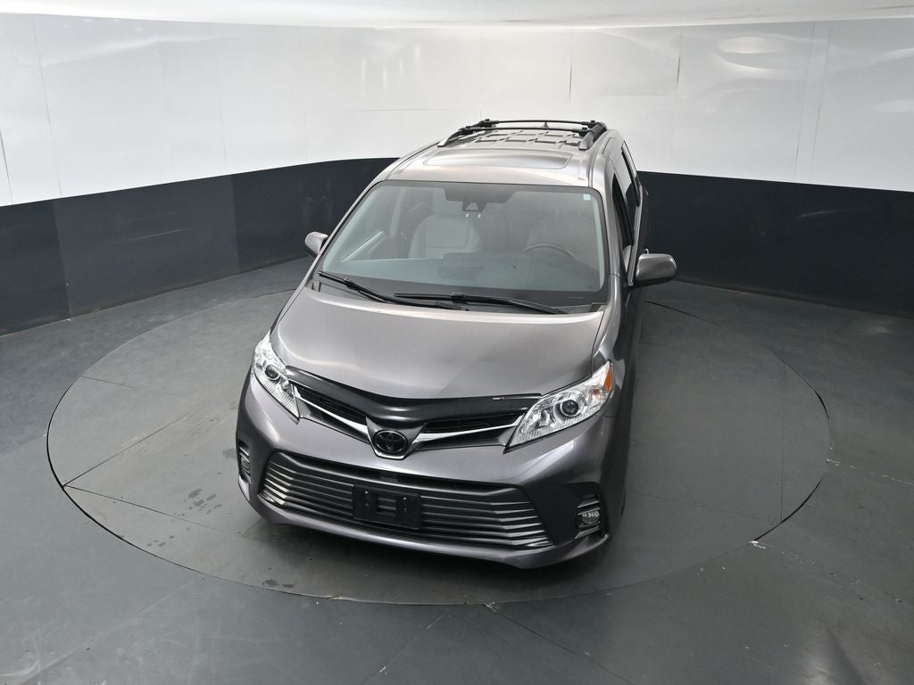 2020 Toyota Sienna XLE 8 Passenger