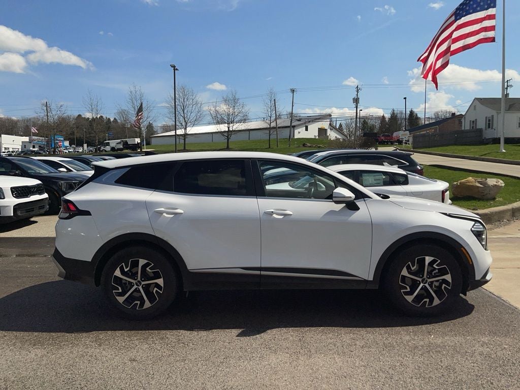 2024 Kia Sportage EX