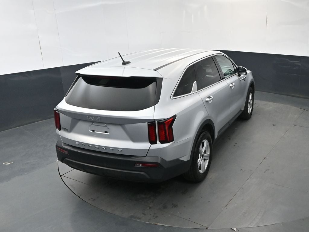 2022 Kia Sorento LX