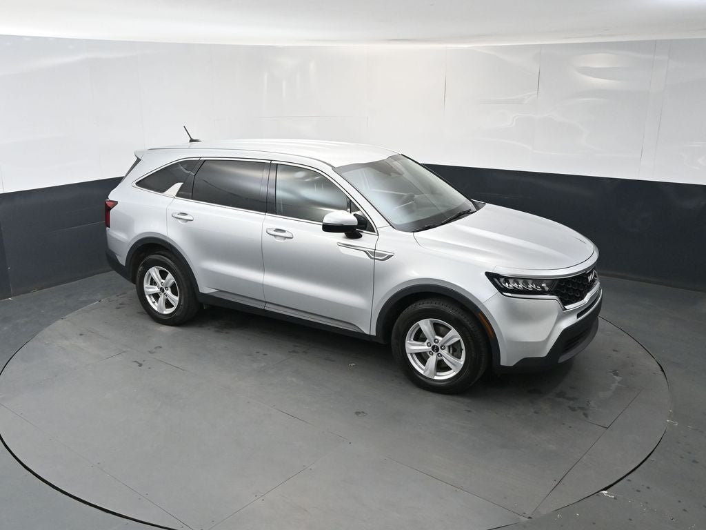 2022 Kia Sorento LX