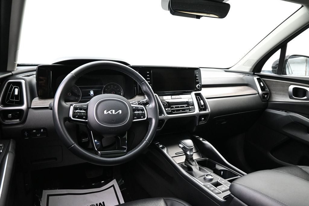 2022 Kia Sorento X-Line EX