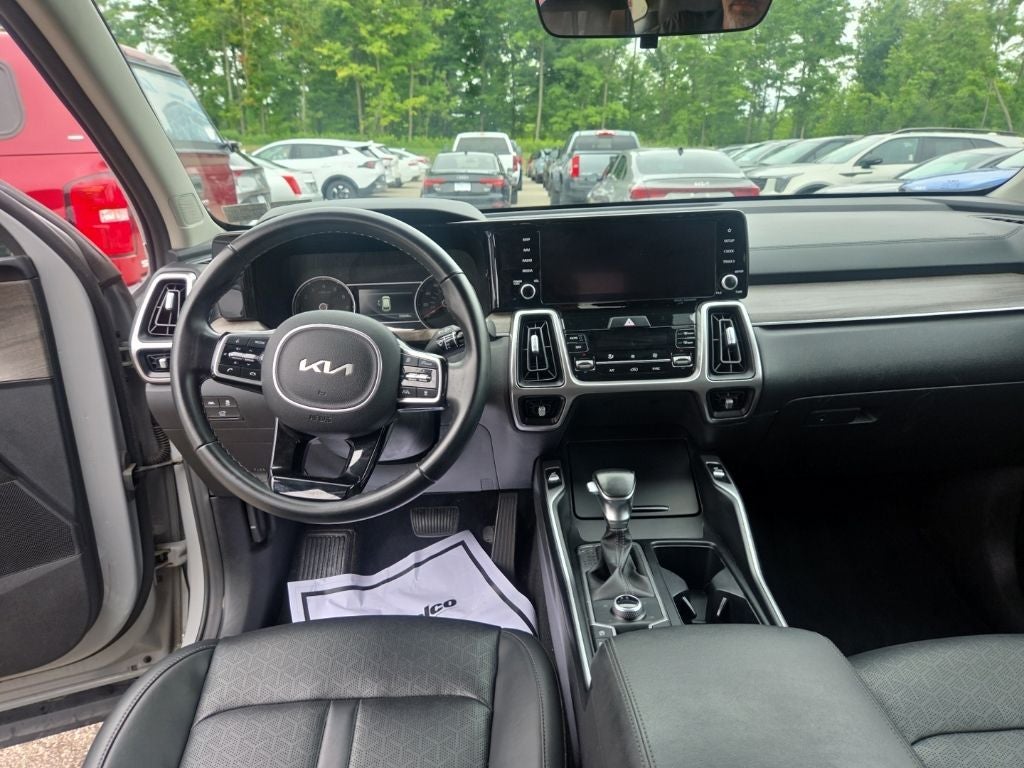 2022 Kia Sorento X-Line EX